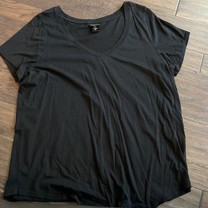 Torrid - size 2 black tee